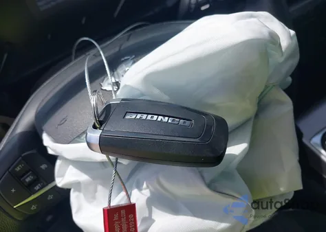 2023 Ford Bronco Sport Big Bend z USA, uszkodzony, nr VIN 3FMCR9B6XPRD97571